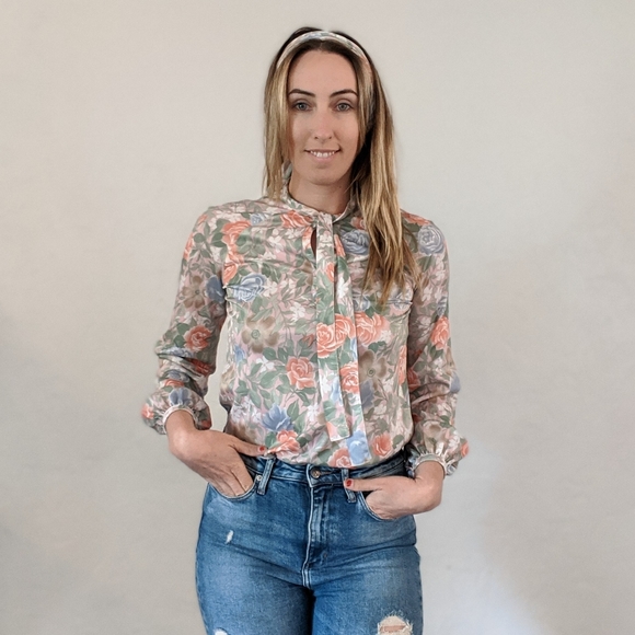 70s blouse - Picture 2 of 3